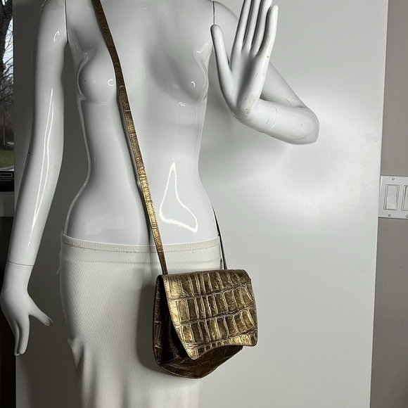Carlos Falchi Structured Crossbody Goldtone Pewter Croc Embossed Leather Bag - Picture 8 of 15